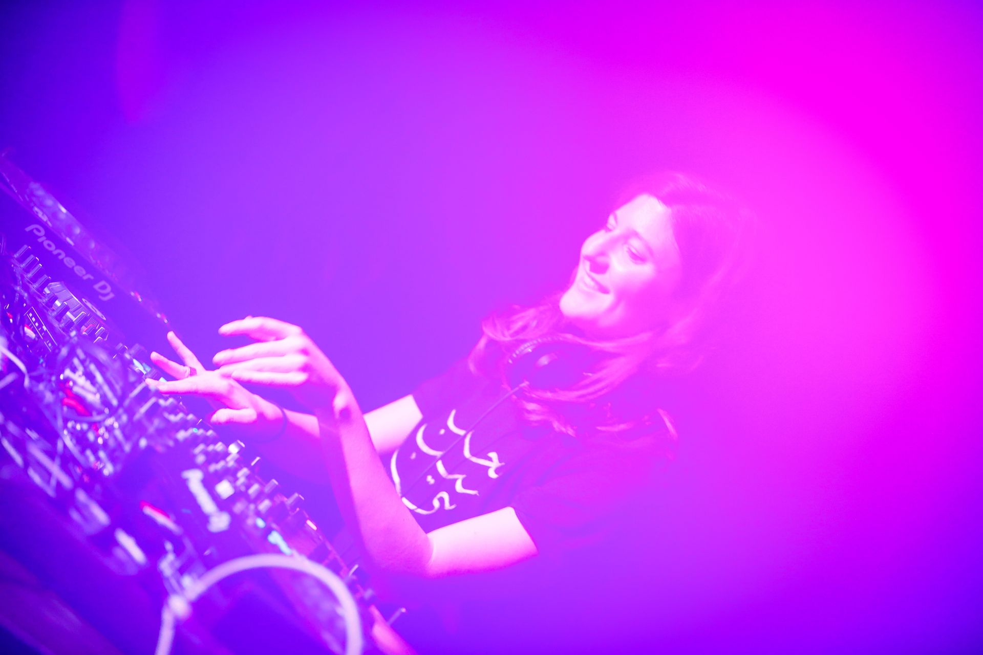 Club "mille et une" nuits : Sharouh + Le fils du tourisme